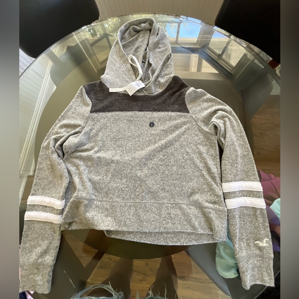Hollister Grey Cropped Hoodie